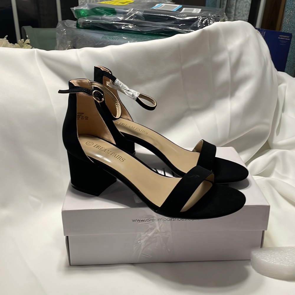 DREAM PAIRS Women's Low-Chunk Low Heel Pump Sandals